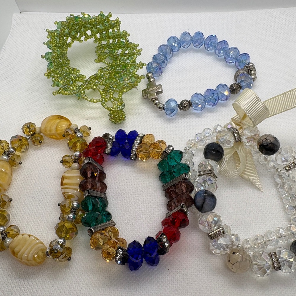 Lot of 5 Beaded Stretch Bracelets Crystal Glass Stone Cross Charm Multi Color - Picture 4 of 9